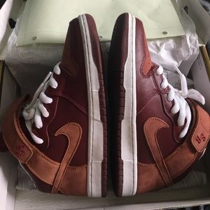 Nike Sb mid pony